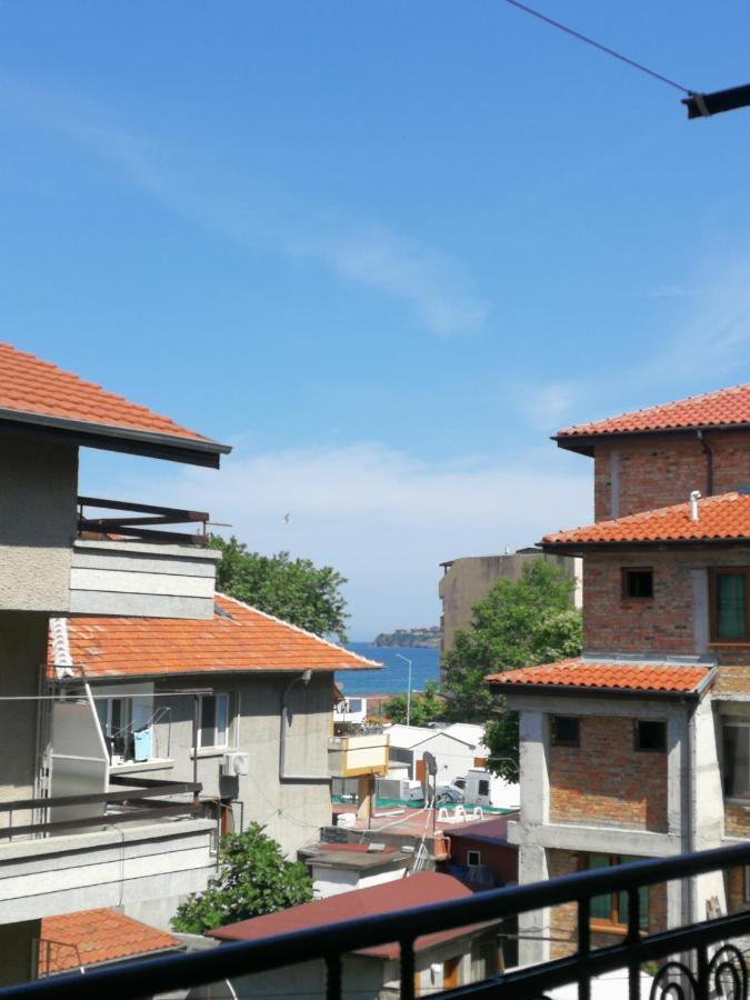 Къща За Гости The Sunny Corner 索佐波尔 外观 照片